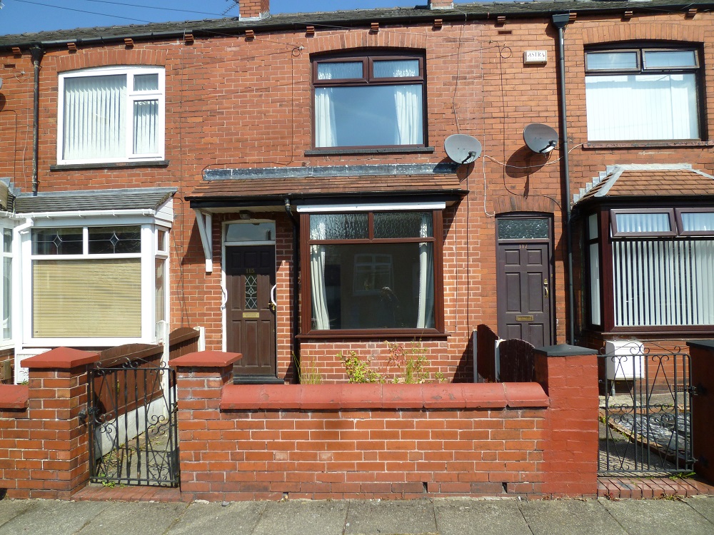 Property for sale in Middleton, North Manchester